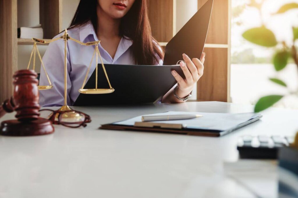 Best Employment Lawyer in Calgary / Best Family Law Firm In Calgary / Best Commercial Real Estate Law Firm in Calgary / Best Civil Litigation Lawyer in Calgary